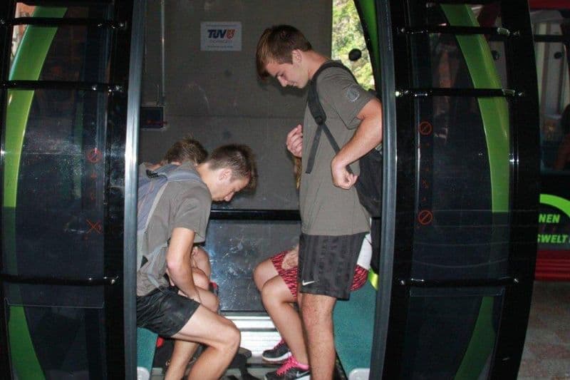 Trika khaki Wandertag Německo 2014