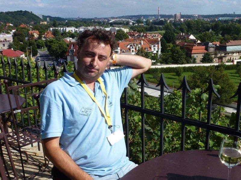 Světle modrá repre trika s límečkem