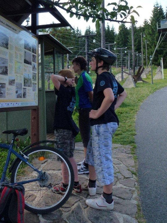 Trika tmavě modrá puťák 2013 Vltava + Šumava