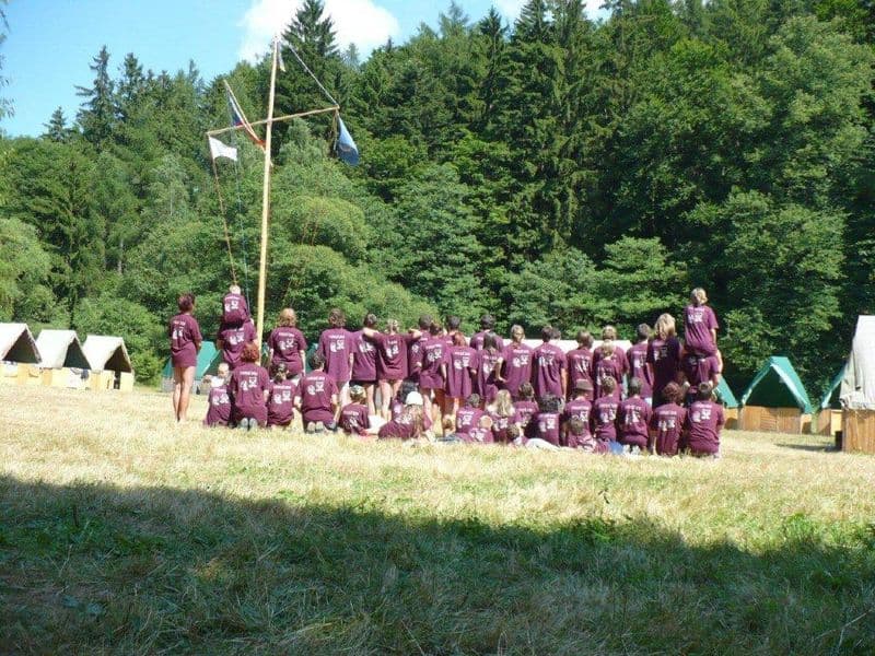Táborová trika 2010 vínová