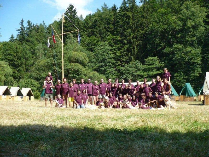 Táborová trika 2010 vínová