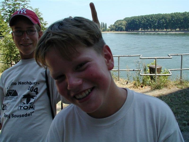 Trika Worms 2003 DWJ bílošedé