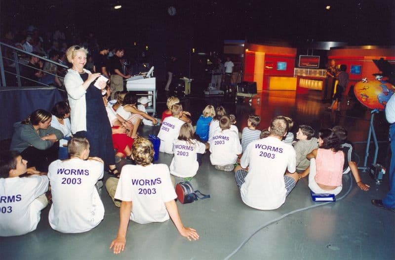 Trika Worms 2003 bílá