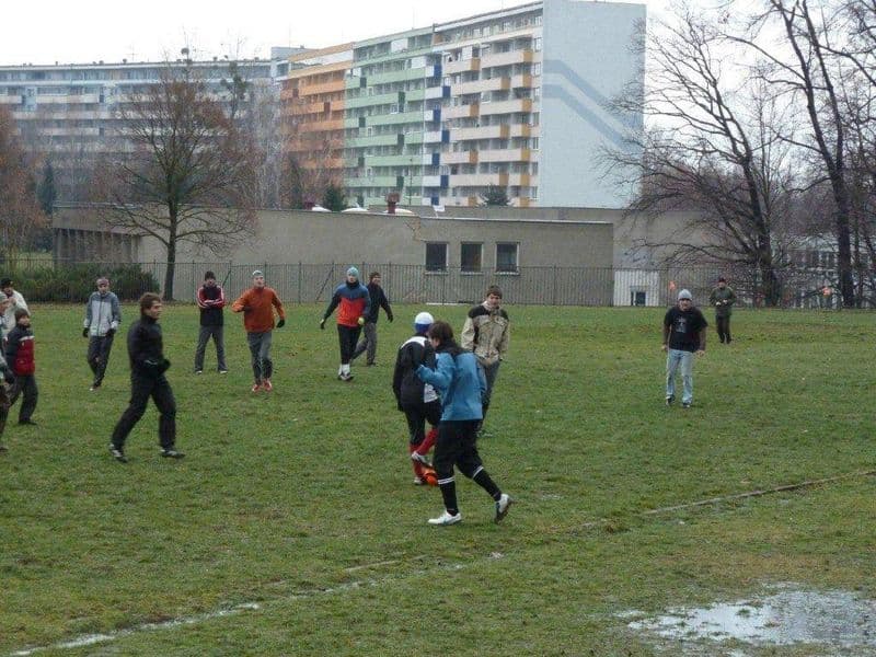 Vánoční fotbálek 24.12.2012 ZŠ Srbská