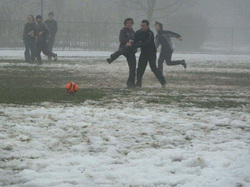 Vánoční fotbálek 24.12.2010 hřiště Srbská Výškovice