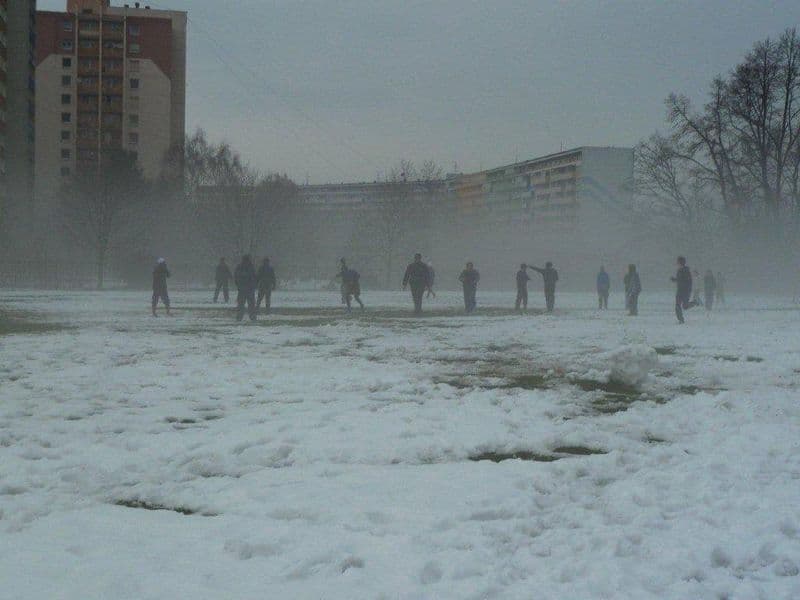 Vánoční fotbálek 24.12.2010 hřiště Srbská Výškovice